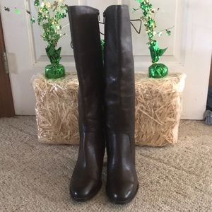 Sofft women’s tall leather boots